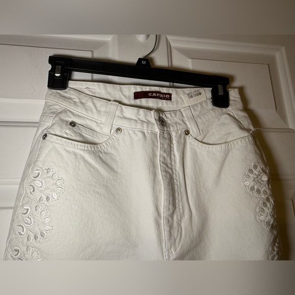 Cambio White Jeans Side Floral Embroidery Straight High Rise Size 6 Feminine - Picture 3 of 8